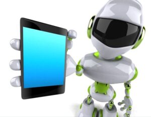 robozinho com tela na mão